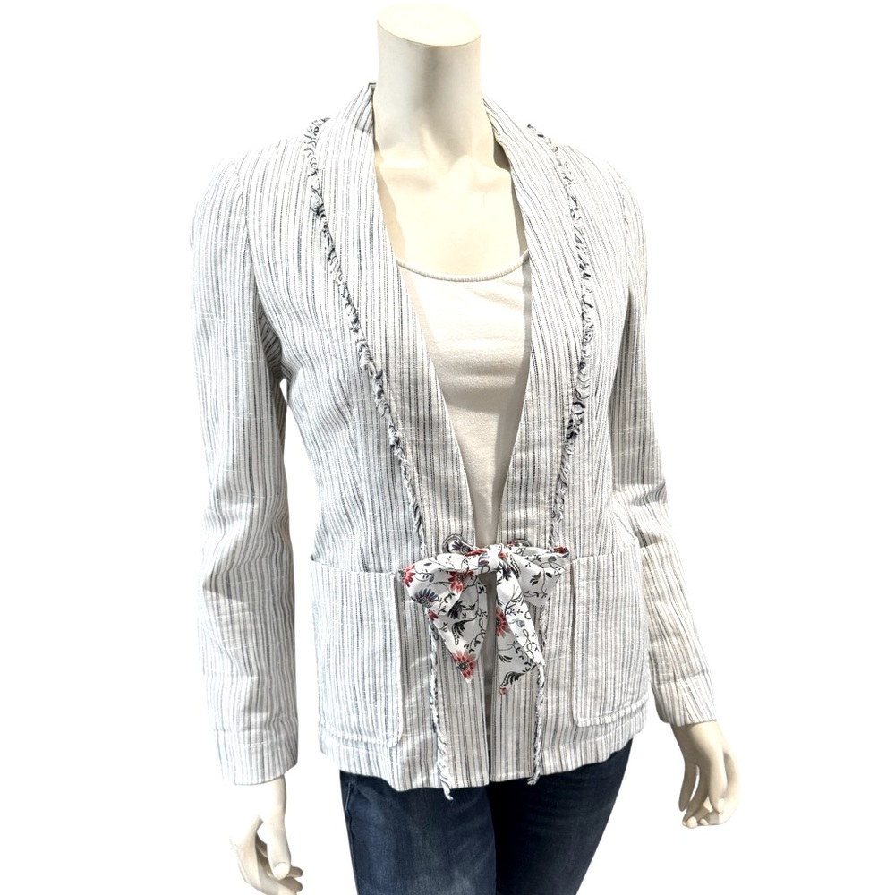 Anthropologie Cartonnier Coddington
Striped Fringed Linen Blend Blazer